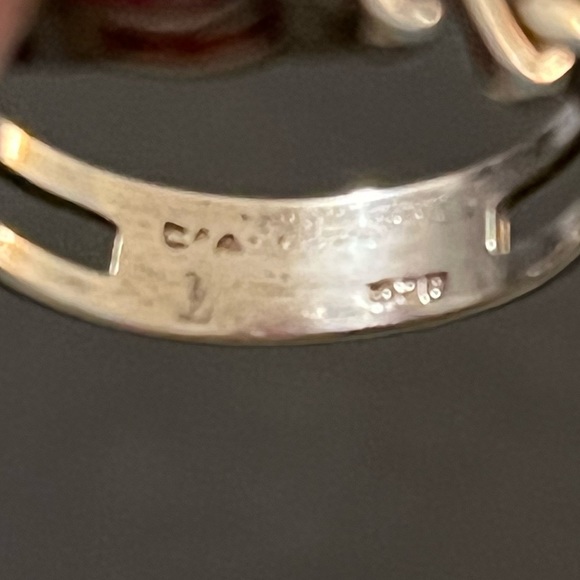 C^A 825 Silver 2 Carat Lab Created Oval Ruby Scroll Ring Size 7 - Picture 11 of 16